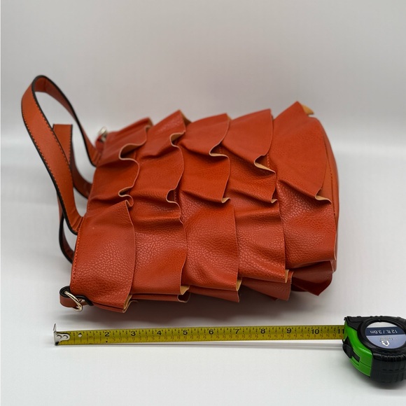 NWOT Orange Ruffle Layered Tote Bag with Handles & Zip - Picture 7 of 11